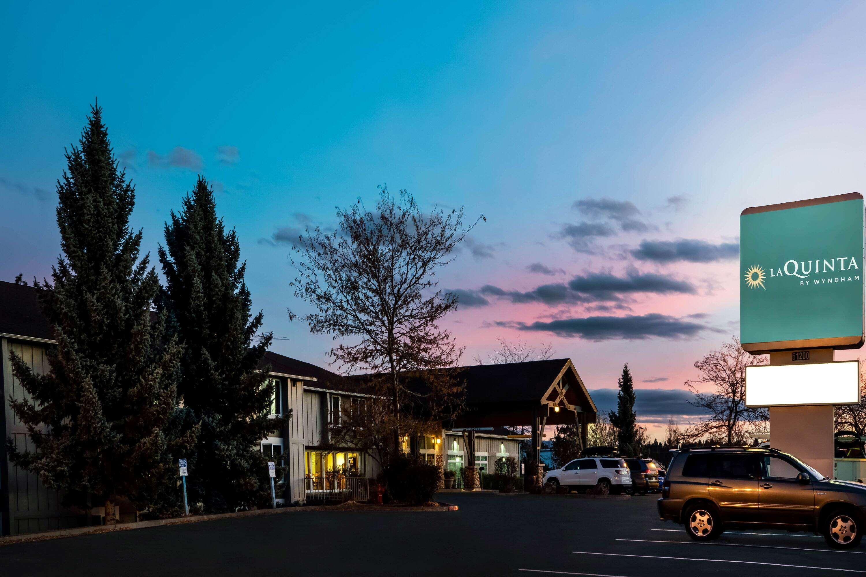 La Quinta Inn By Wyndham Bend Exterior photo