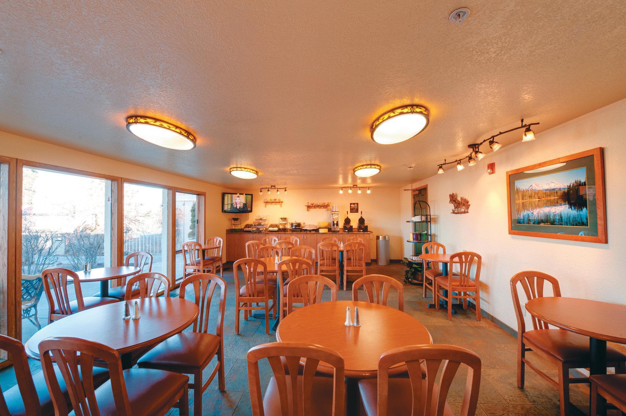 La Quinta Inn By Wyndham Bend Exterior photo